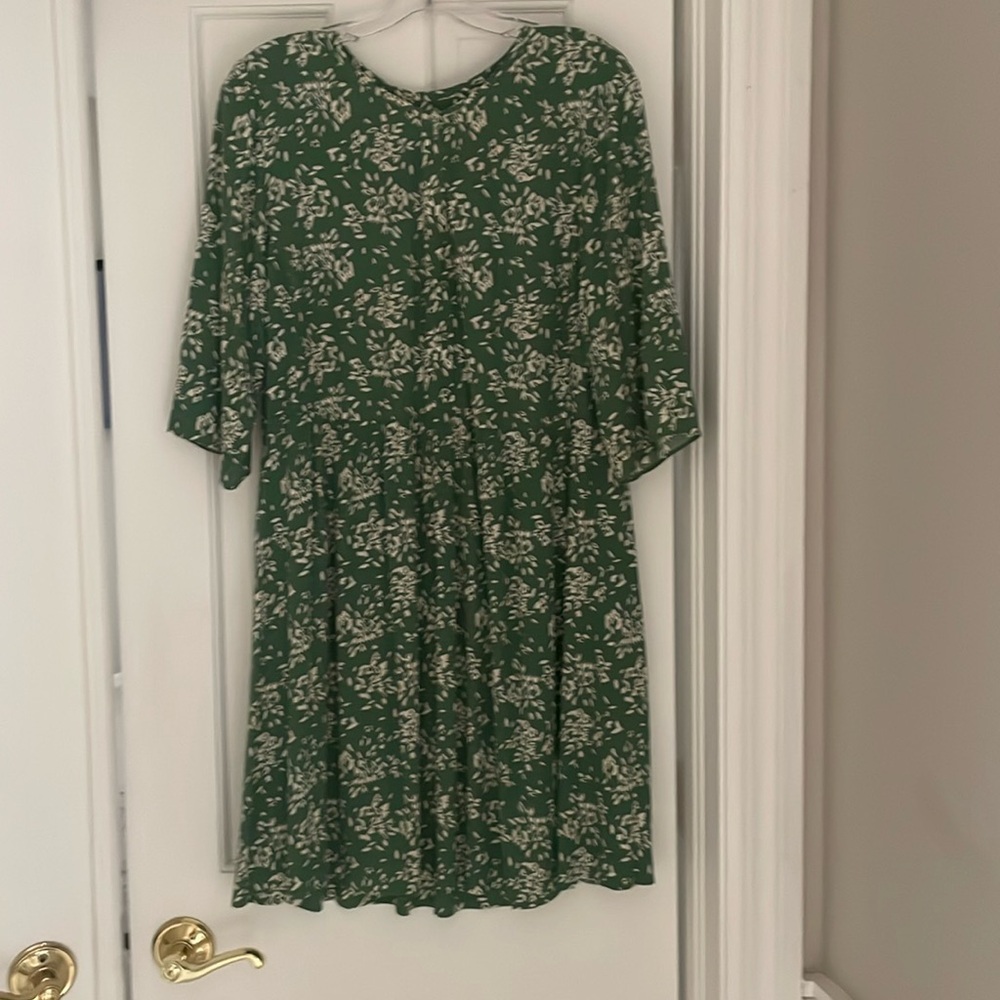 Green Ba&Sh three-quarter sleeved dress/ polyester/button down front with V-neck